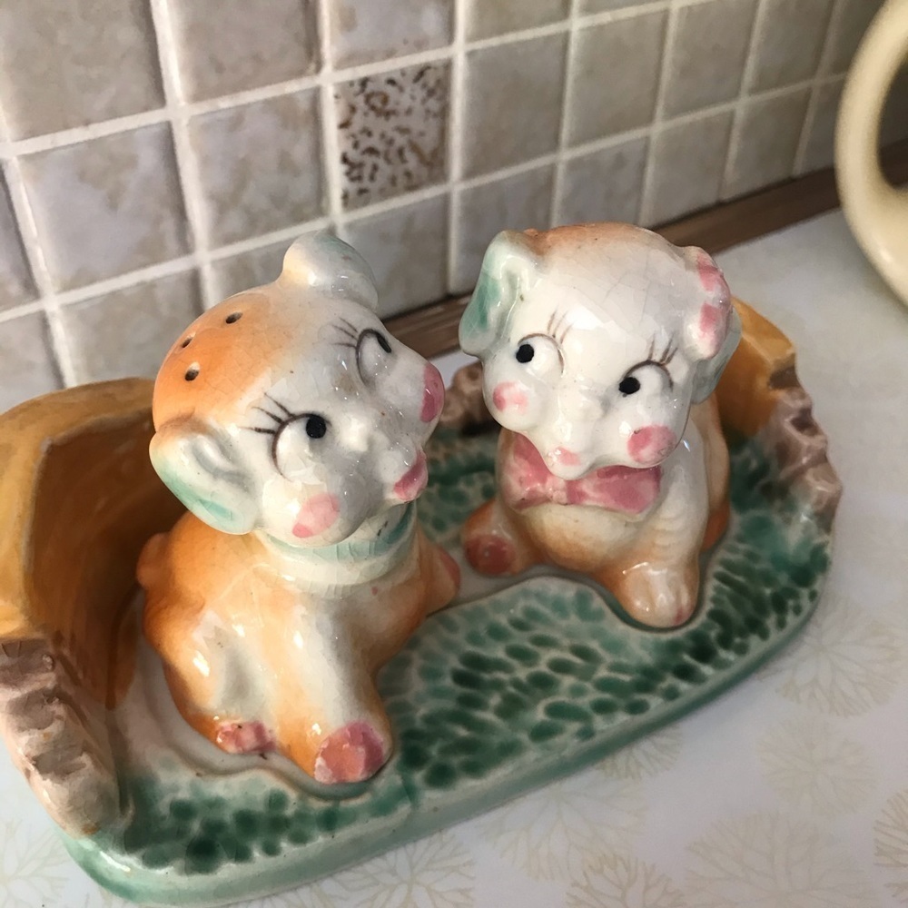 Vintage salt & pepper shakers puppy dogs - Picture 4 of 5